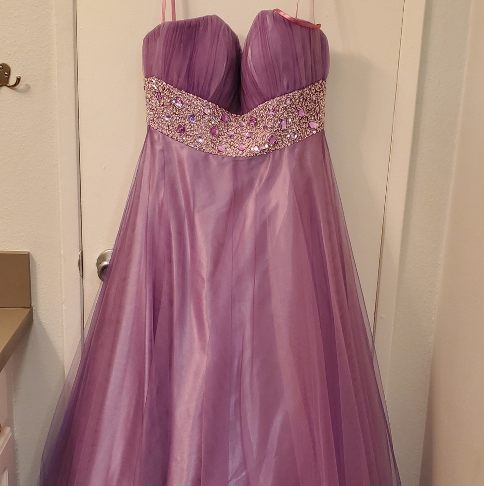Faviana Couture™ Prom Dress